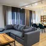 Antique Hills Aparthotel *