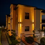 Antique Hills Aparthotel *