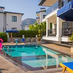 Aparthotel Antique Hills *