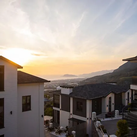 Antique Hills ألانيا