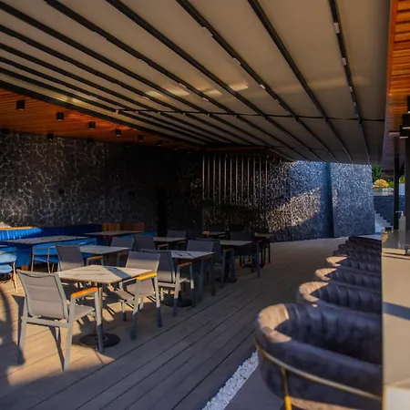 Apartahotel Antique Hills