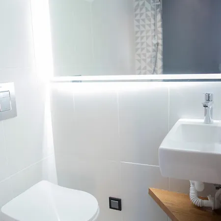 Ξενοδοχείο με διαμερίσματα Antique Hills Αλάνια